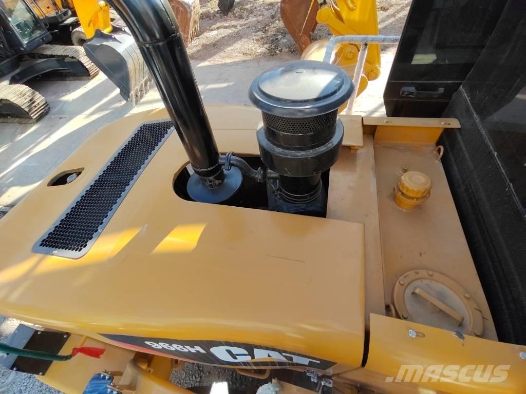 CAT 966 H Kolesové nakladače