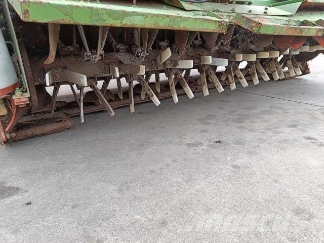 Kuhn CF280 Žacie stroje