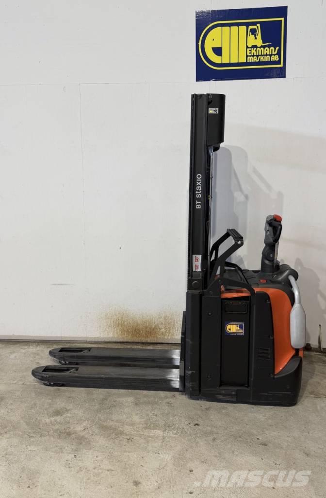 BT truck SPE 120L Ručne vedené vysokozdvižné vozíky