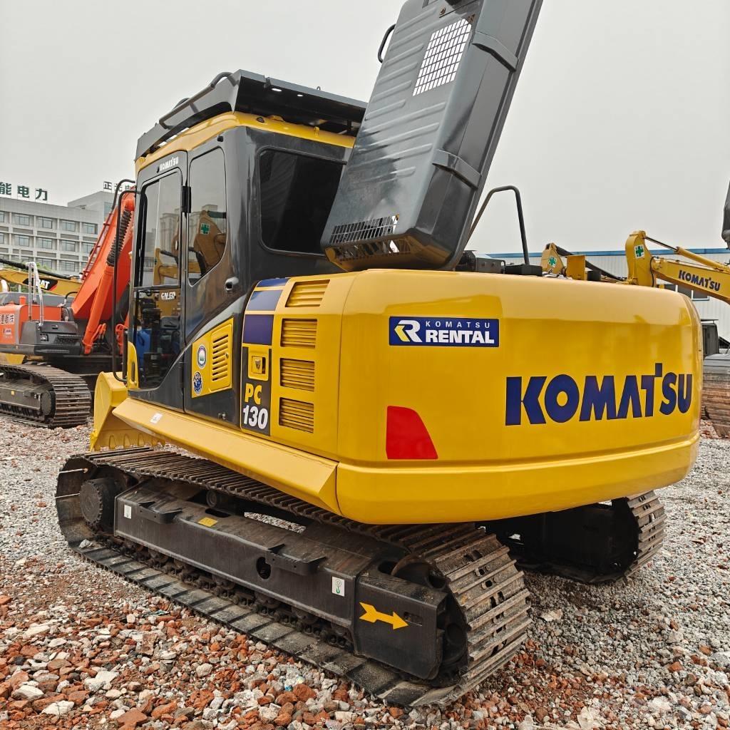 Komatsu 130-7 Pásové rýpadlá