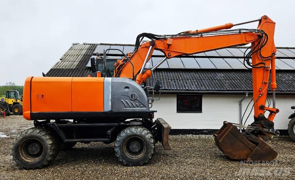 Hitachi ZX 140 W-3 Kolesové rýpadlá
