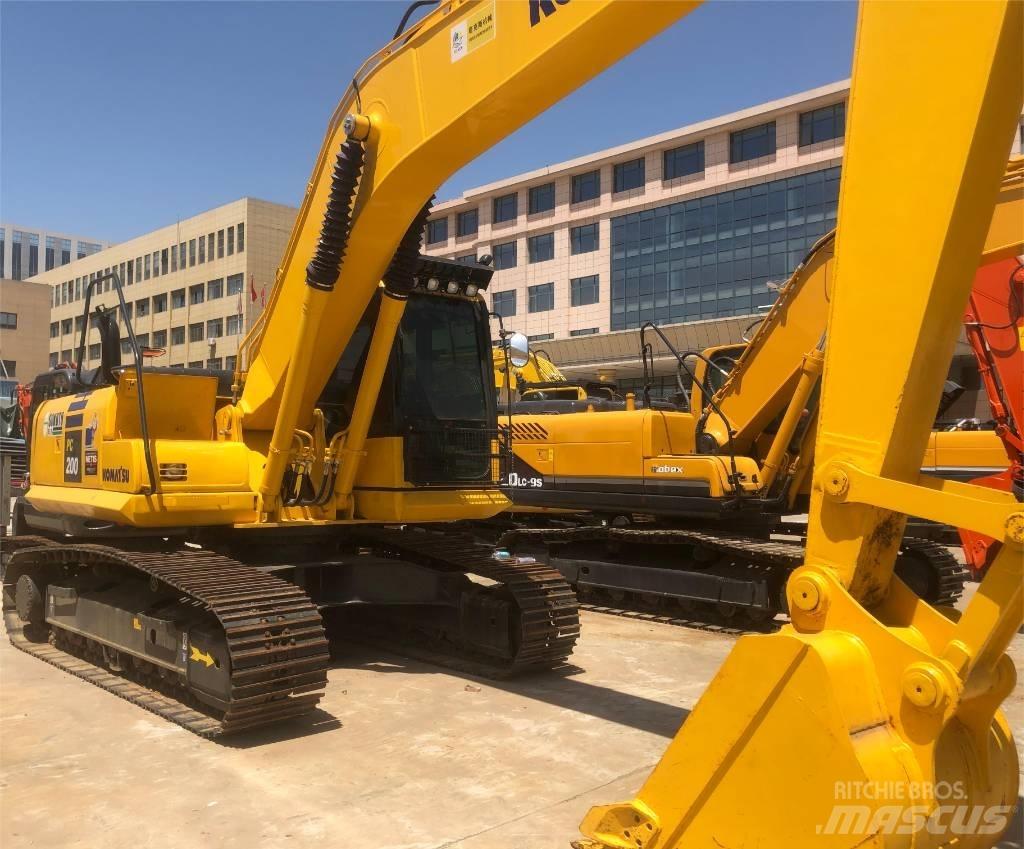 Komatsu PC200 Pásové rýpadlá