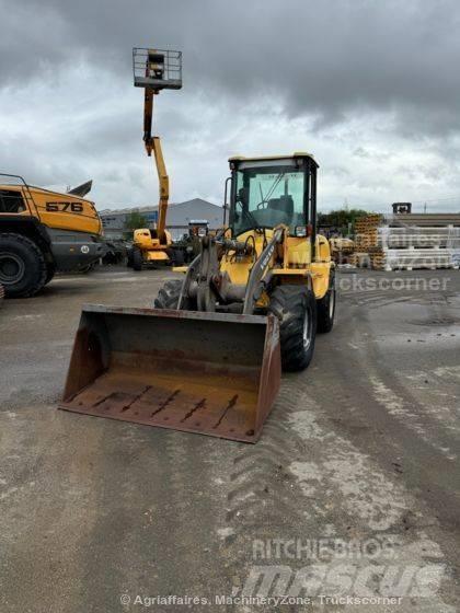 Volvo L 30 B Kolesové nakladače