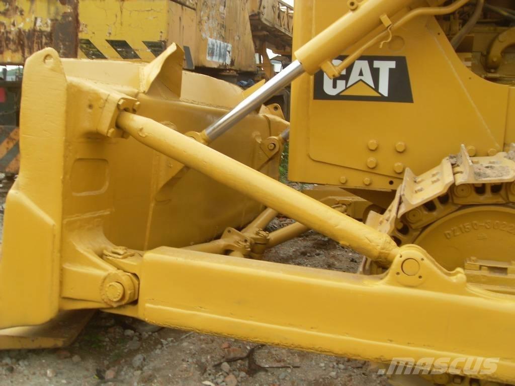 CAT D 7 G Pásové dozéry