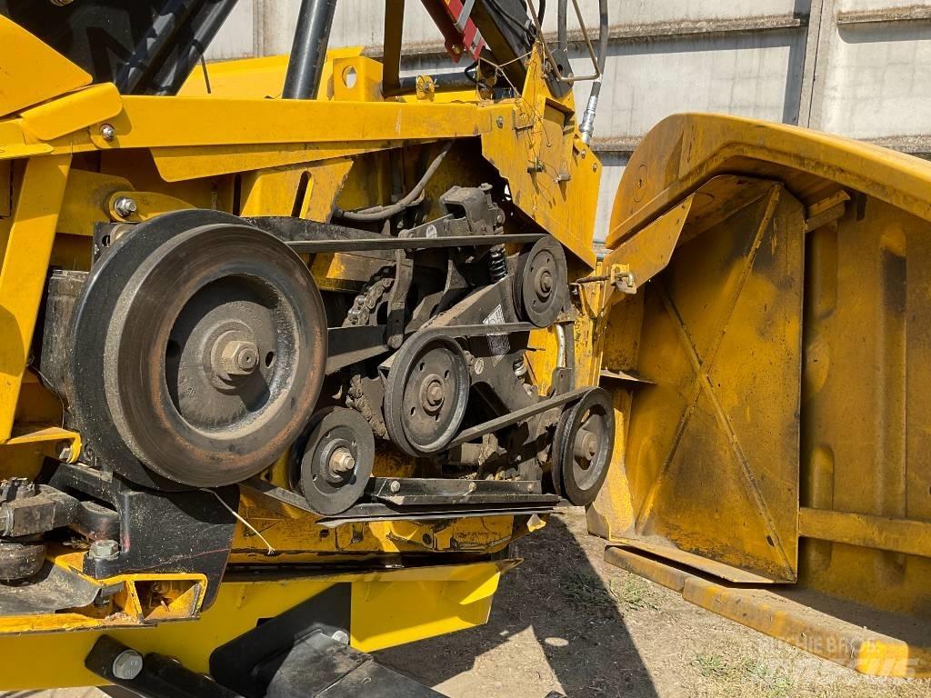 New Holland CX 8.90 Kombinované zberacie stroje