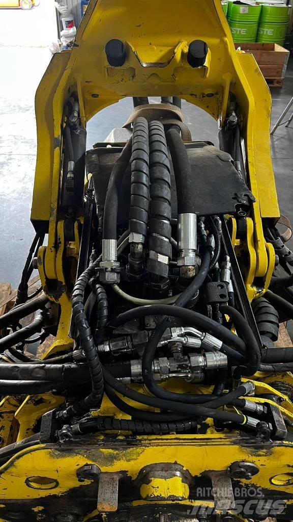 John Deere 480 C Žatevné hlavy