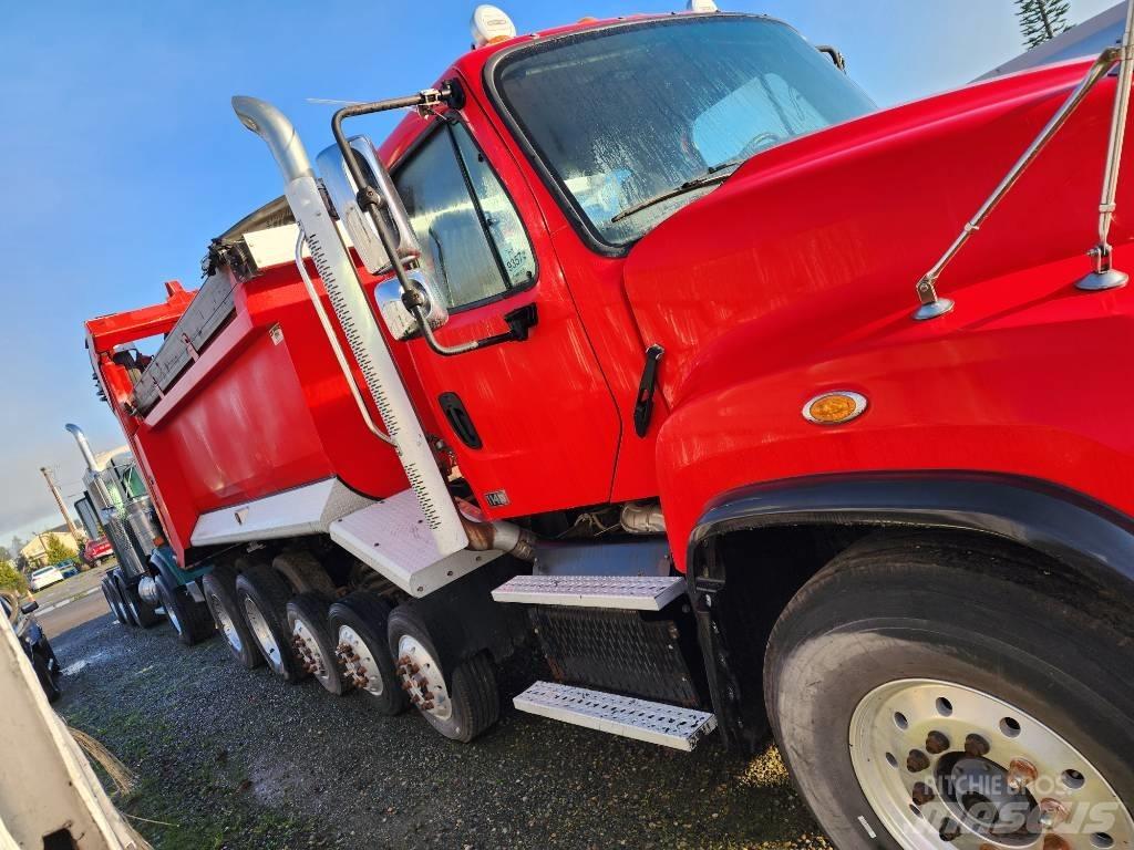 Freightliner 114SD Sklápače
