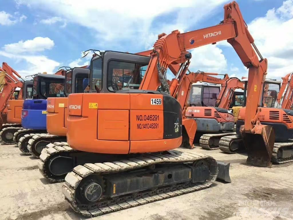 Hitachi ZX75 Pásové rýpadlá