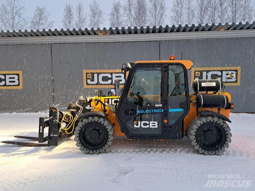 JCB 525-60E Teleskopické manipulátory