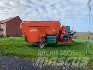 Kuhn Typ 2070 Miešačky krmív