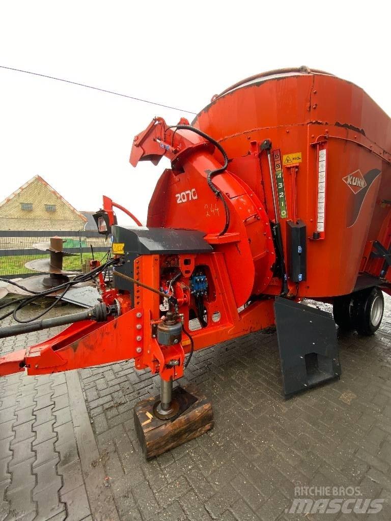 Kuhn Typ 2070 Miešačky krmív