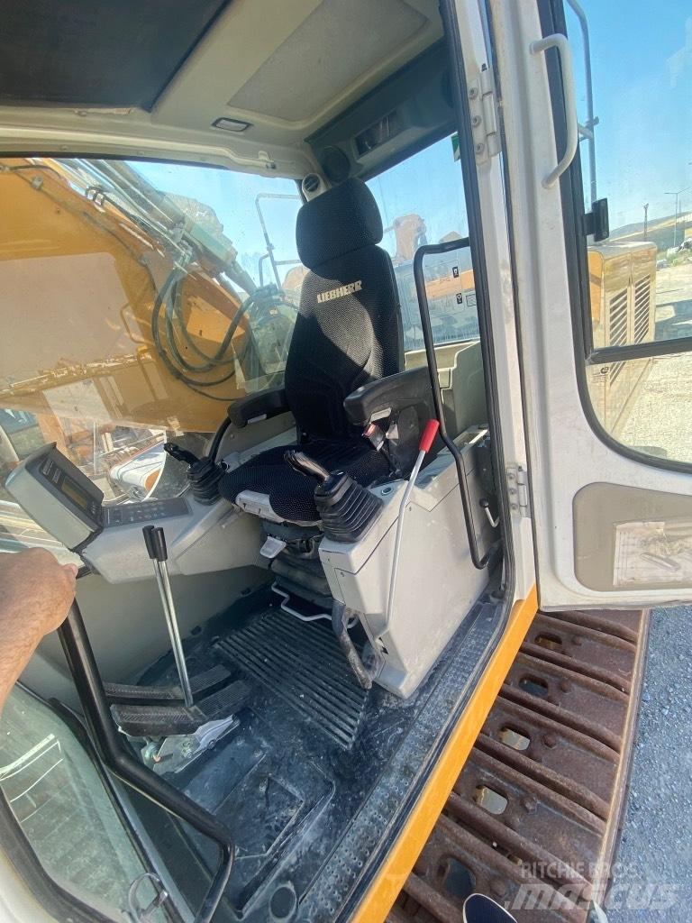 Liebherr 954 SME Pásové rýpadlá