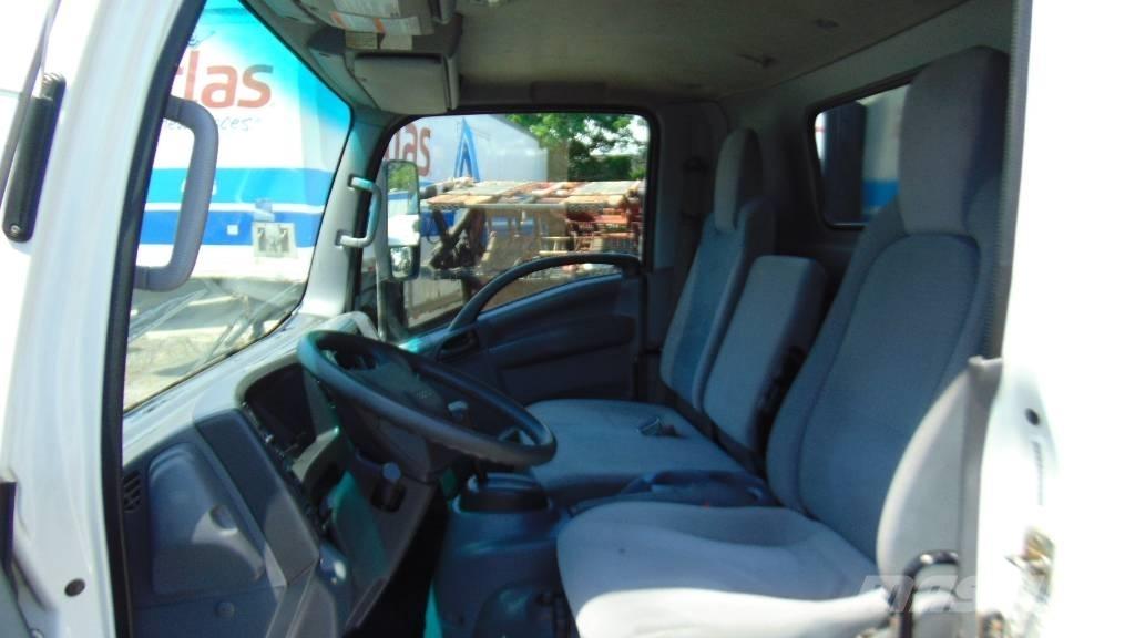 Isuzu NRR Plošinové nákladné automobily/nákladné automobily so sklápacími bočnicami