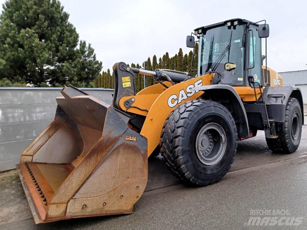 CASE 921 G Kolesové nakladače