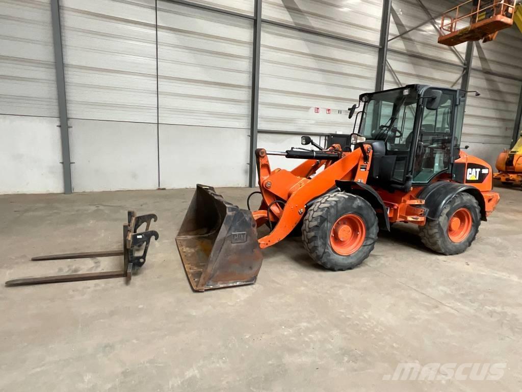 CAT 908 H Kolesové nakladače