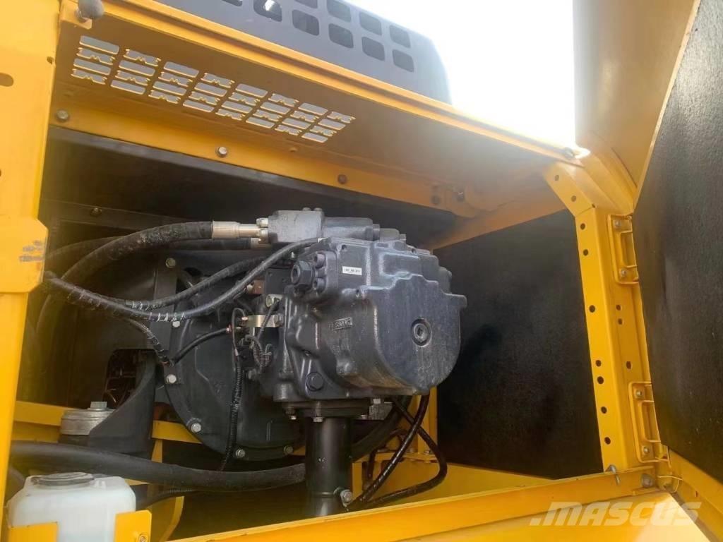 Komatsu pc 450 Pásové rýpadlá