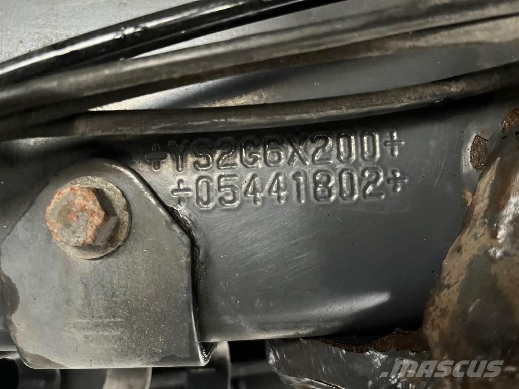 Scania G450 6x2*4 Skriňová nadstavba