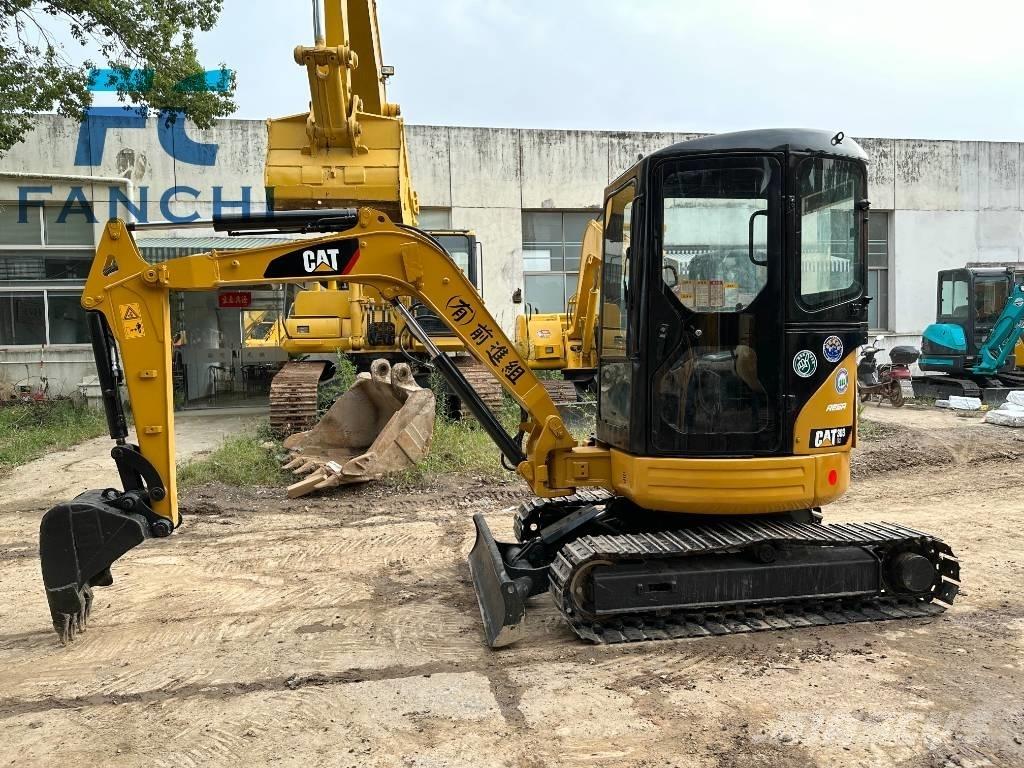 CAT 303 CR Mini rýpadlá < 7t