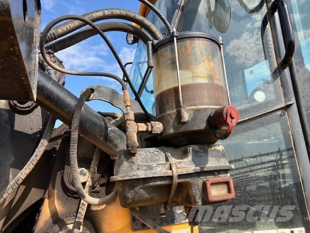 JCB 436 HT Kolesové nakladače