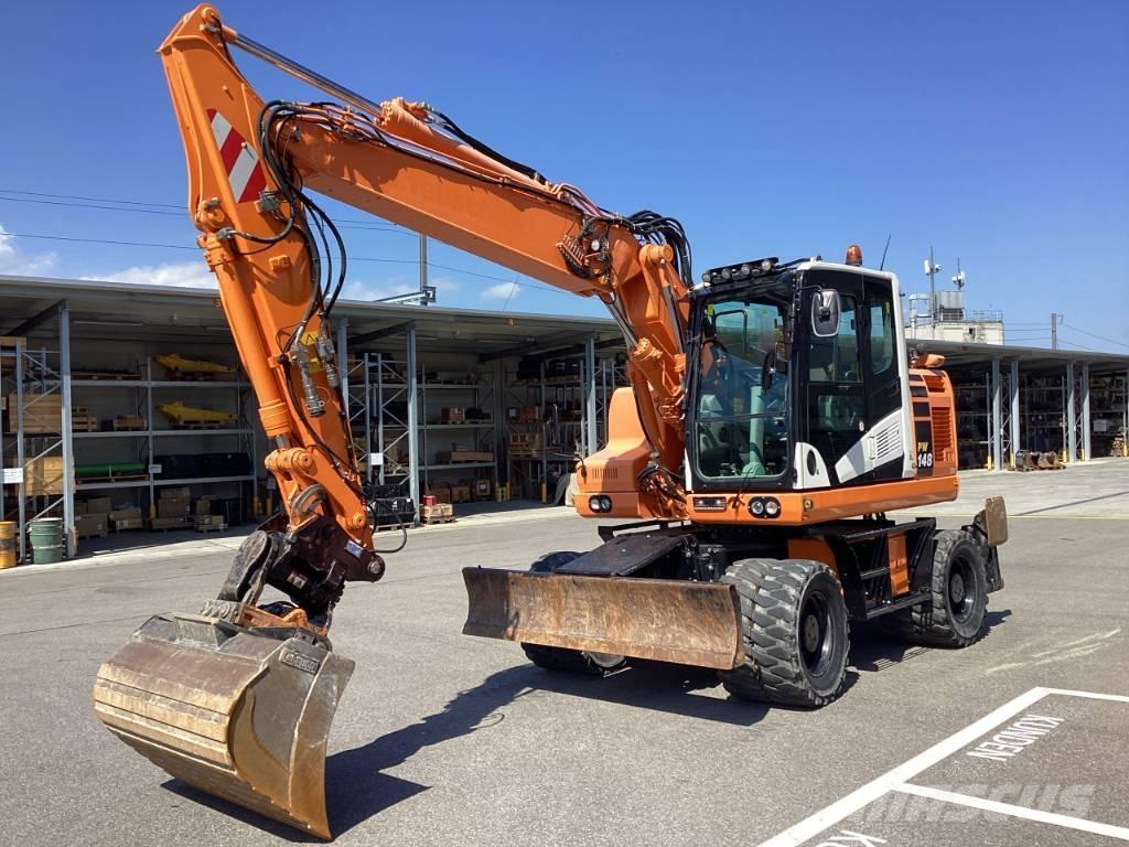 Komatsu PW 148-11 Kolesové rýpadlá