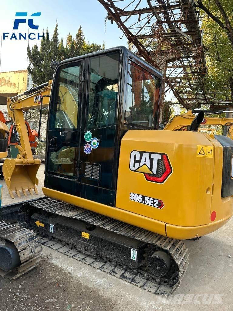 CAT 305.5e2 Pásové rýpadlá