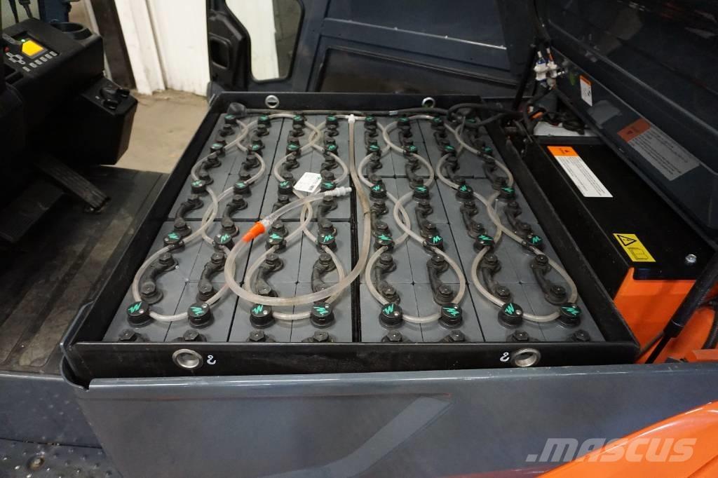 Toyota 8FBMT35 Akumulátorové vozíky