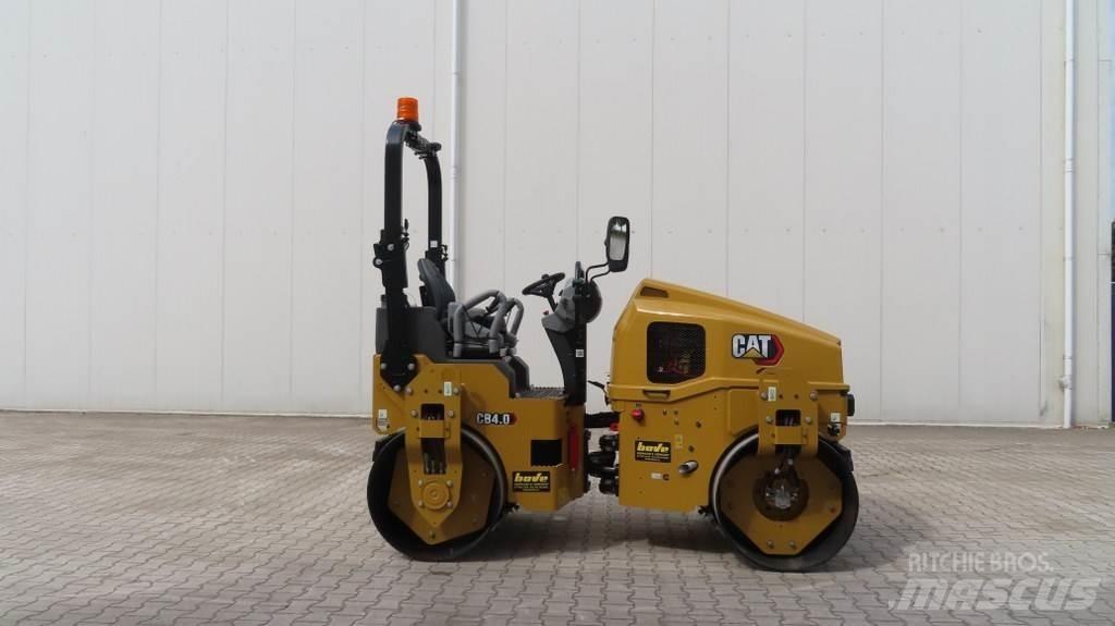CAT CB4.0 Tandemové valce