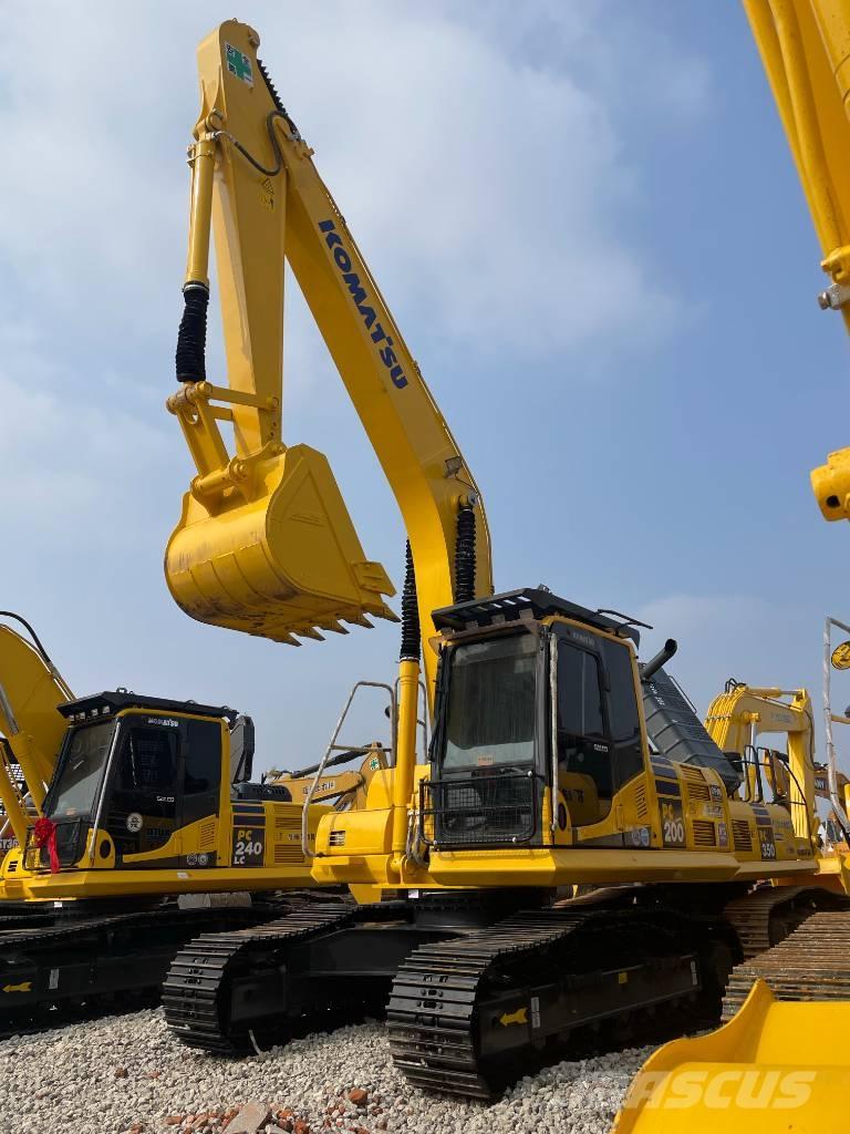 Komatsu PC 200-8 Pásové rýpadlá