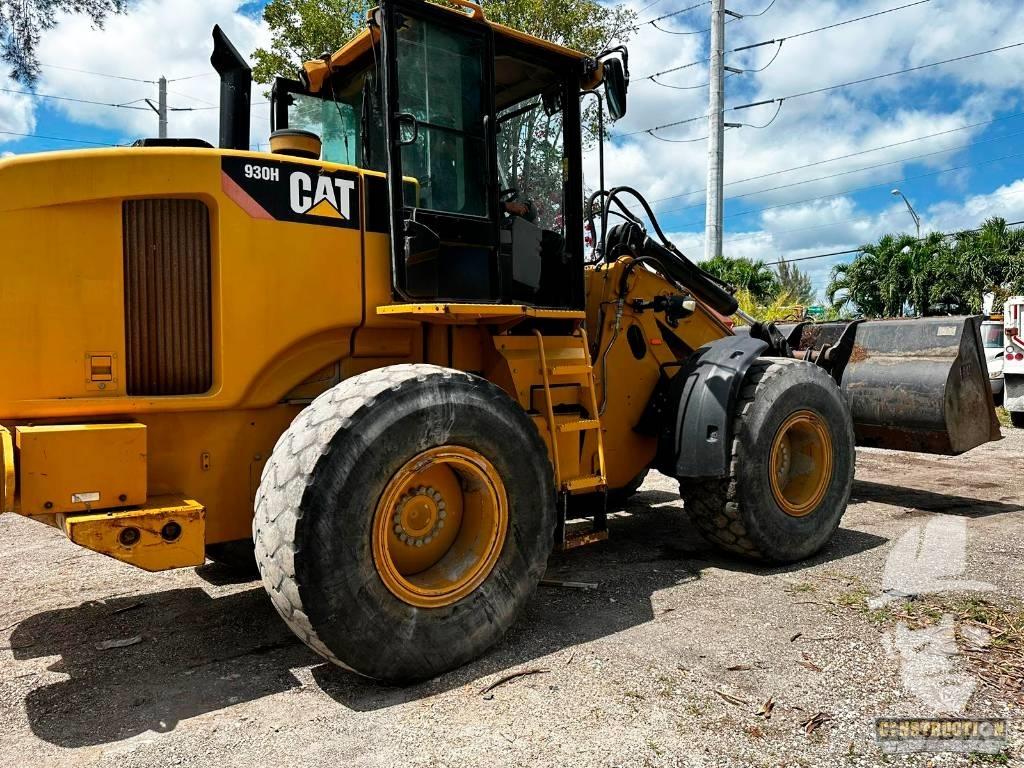 CAT 930 H Kolesové nakladače