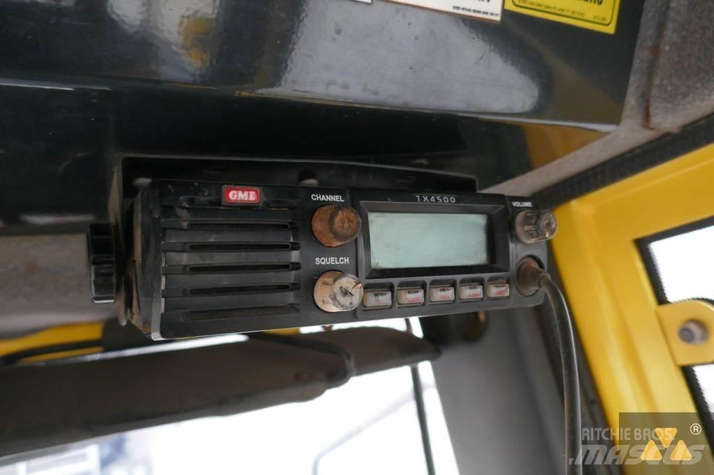 Bomag BW25RH Pneumatikové valce