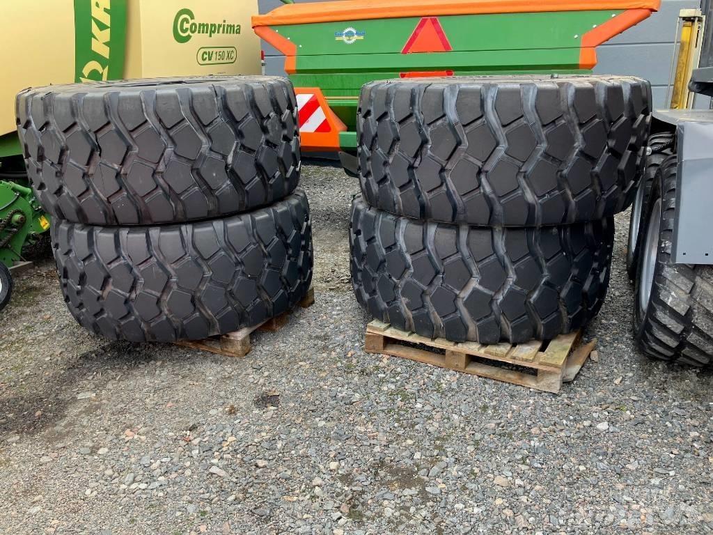 Hilo B02S Pneumatiky, kolesá a ráfiky