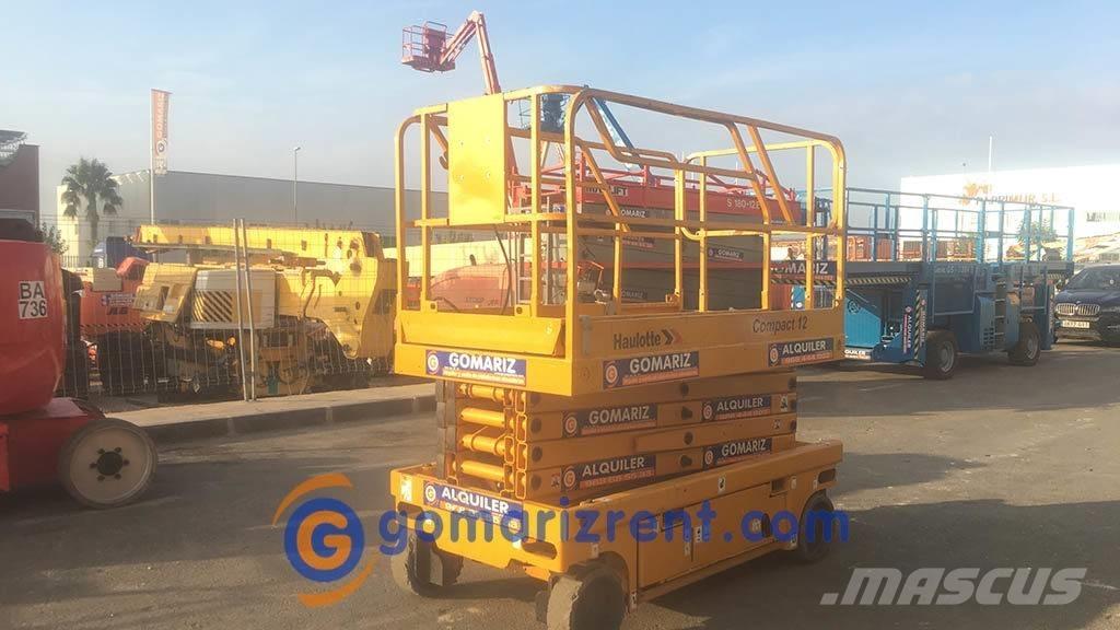 Haulotte Compact 12 Nožnicové zdvíhacie plošiny