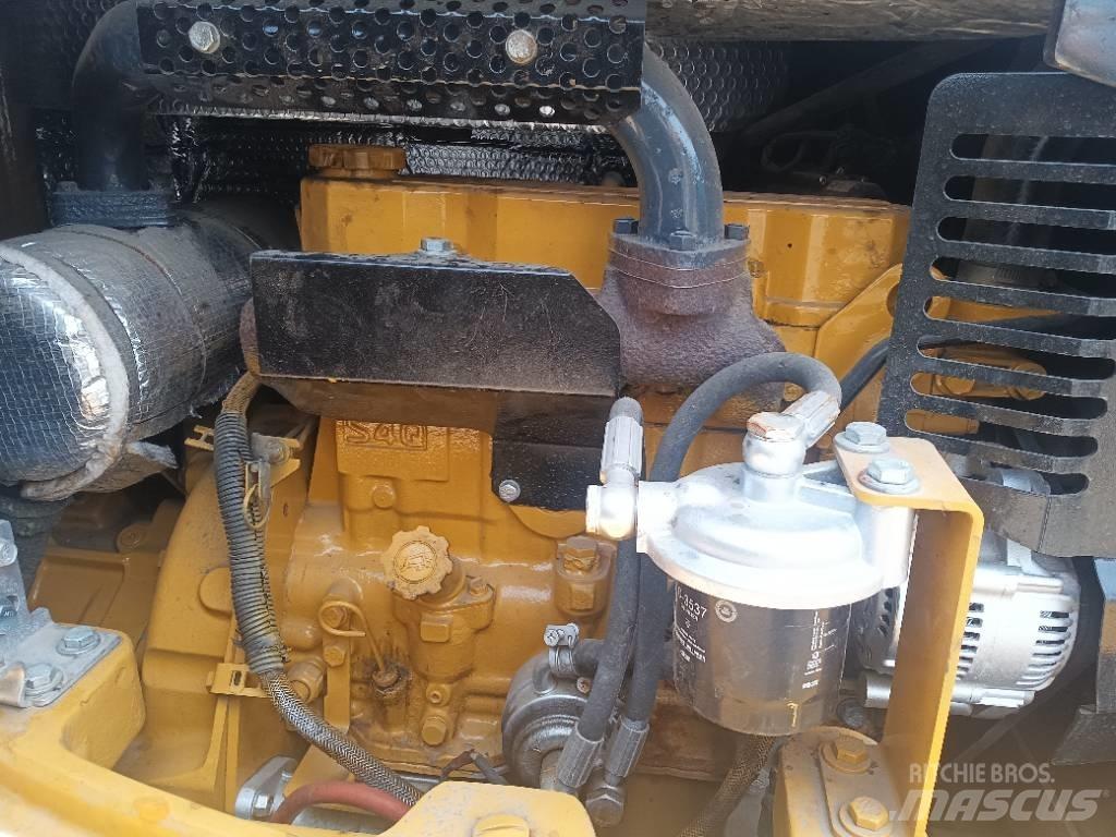 CAT 304 C Pásové rýpadlá
