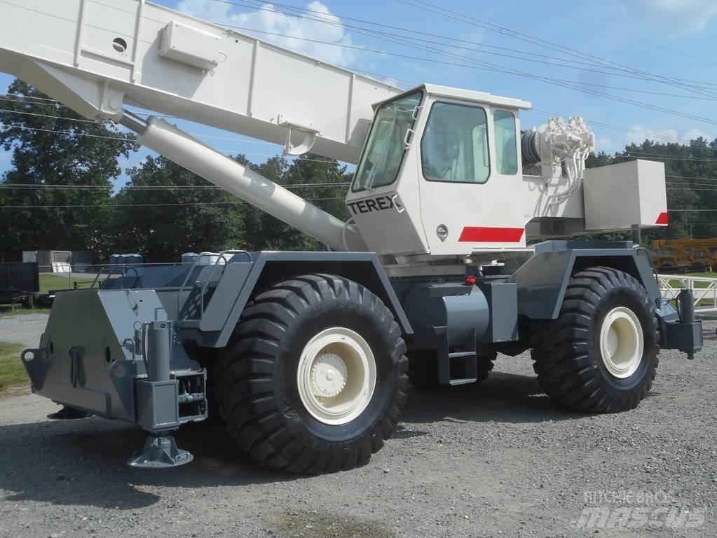 Terex RT 450 Žeriavy pre ťažký terén