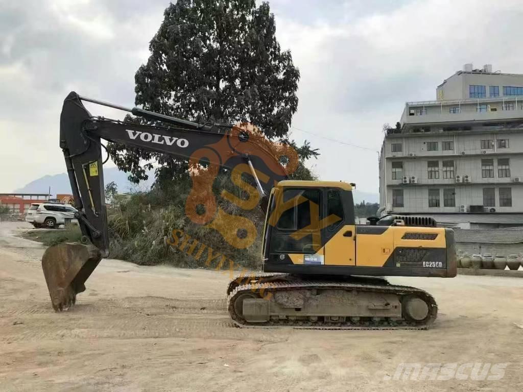 Volvo EC 210 B LC Pásové rýpadlá