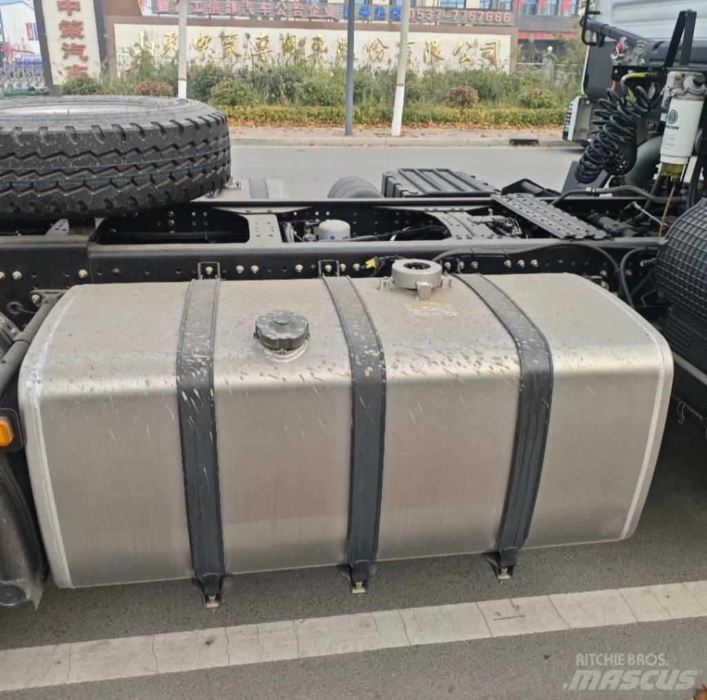 Shacman F 3000 Ťahače
