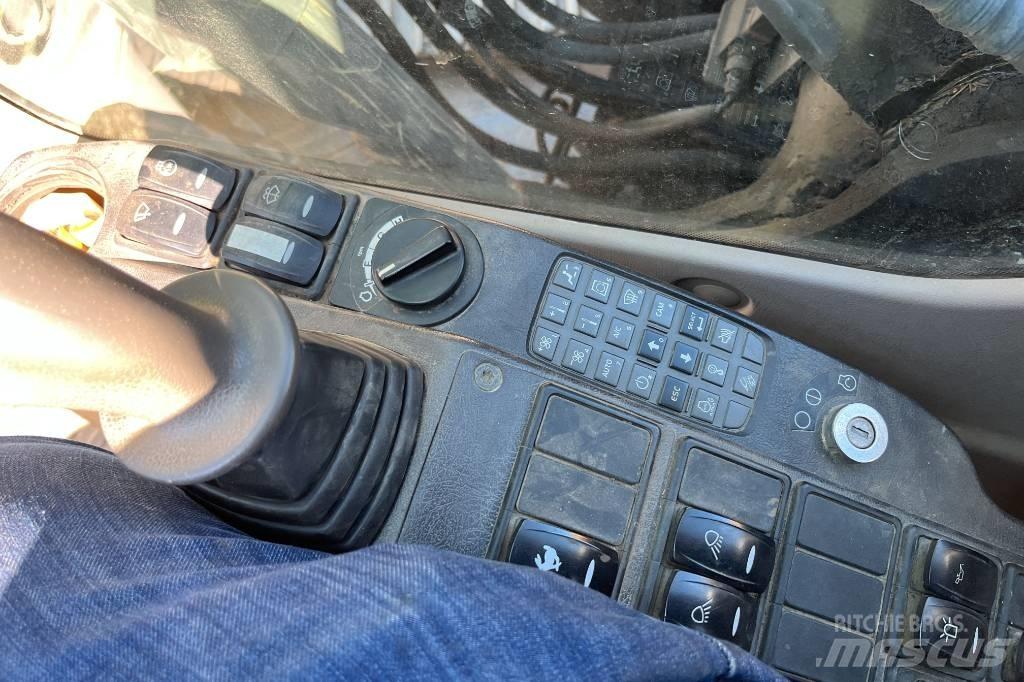 Volvo EC 140 C L Pásové rýpadlá