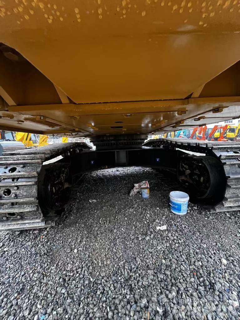 CAT 349 D2 Pásové rýpadlá