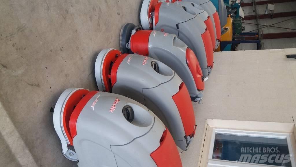  Autolaveuse Comac Zametacie stroje