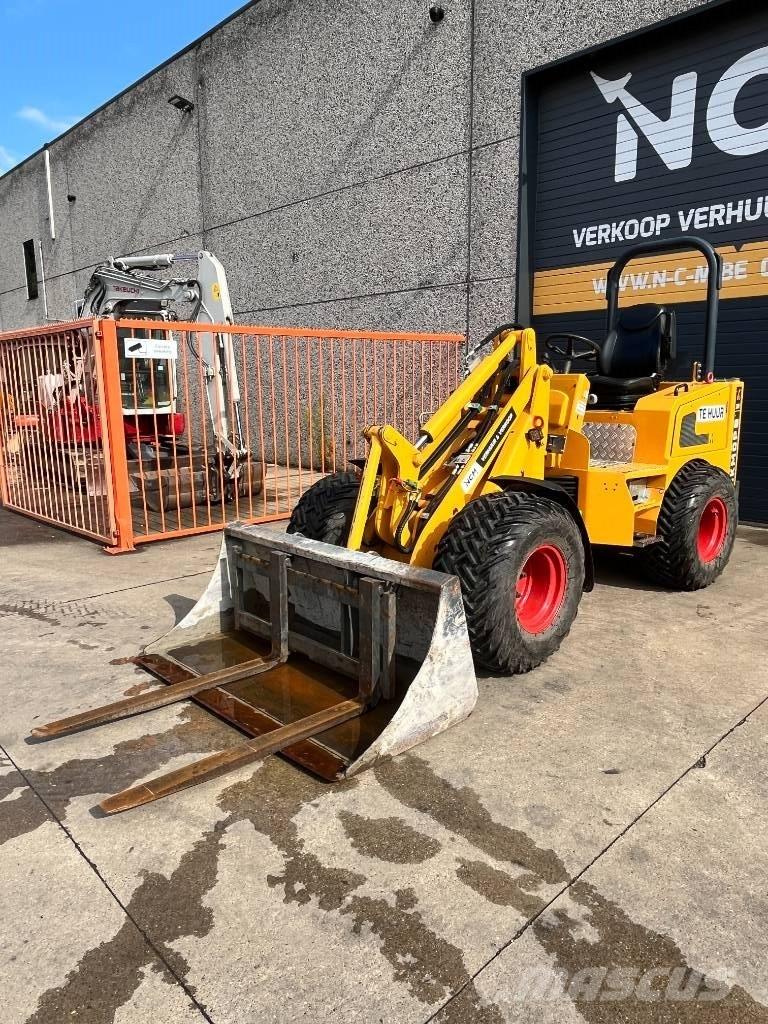 Knikmops KM 250 Kolesové nakladače