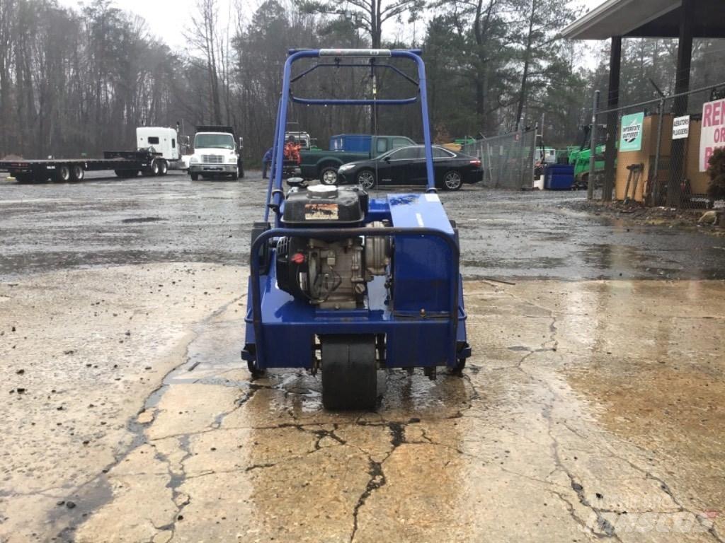 Blue Bird H530A Ďalšie poľnohospodárske stroje
