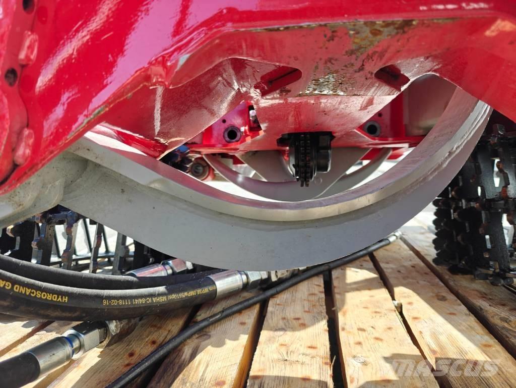 Log Max 5000 D Žatevné hlavy