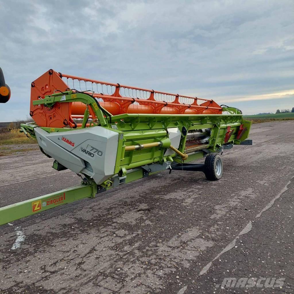 CLAAS Lexion 670 Kombinované zberacie stroje