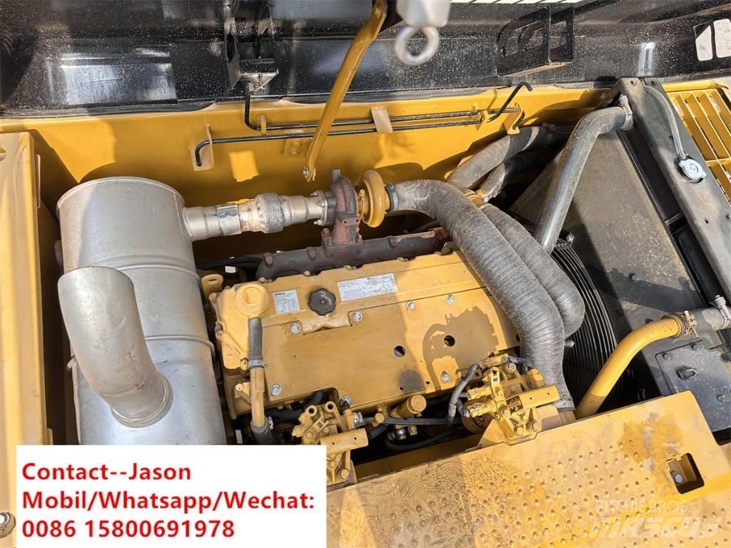 CAT 320D2 Pásové rýpadlá