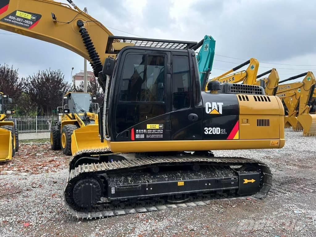 CAT 320 D Pásové rýpadlá