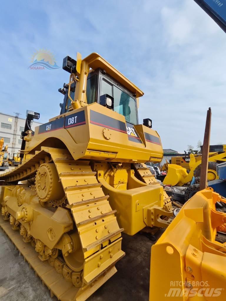 CAT D 8 T Pásové dozéry