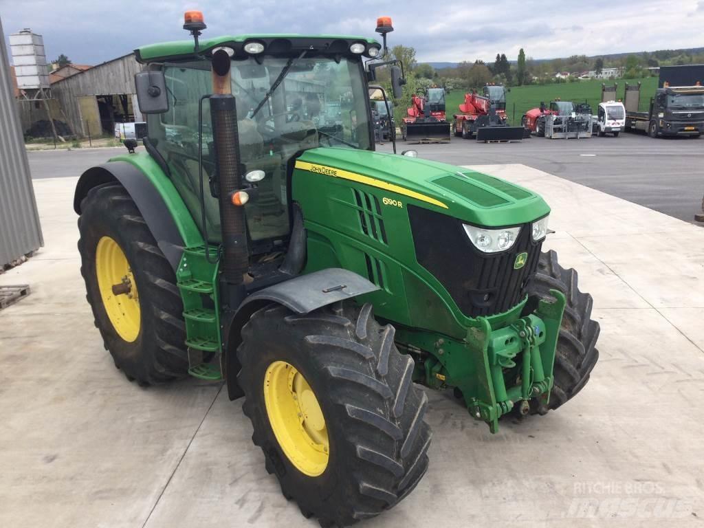 John Deere 6190R Traktory