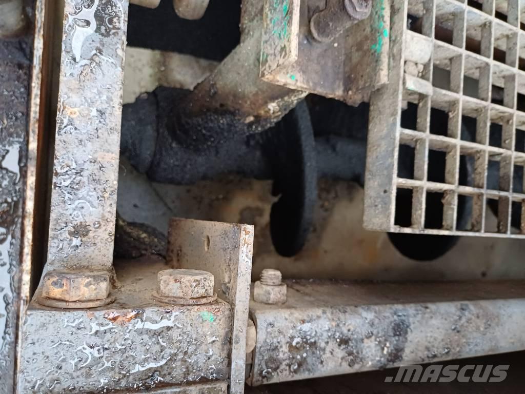 Vögele super 1302 Finišéry