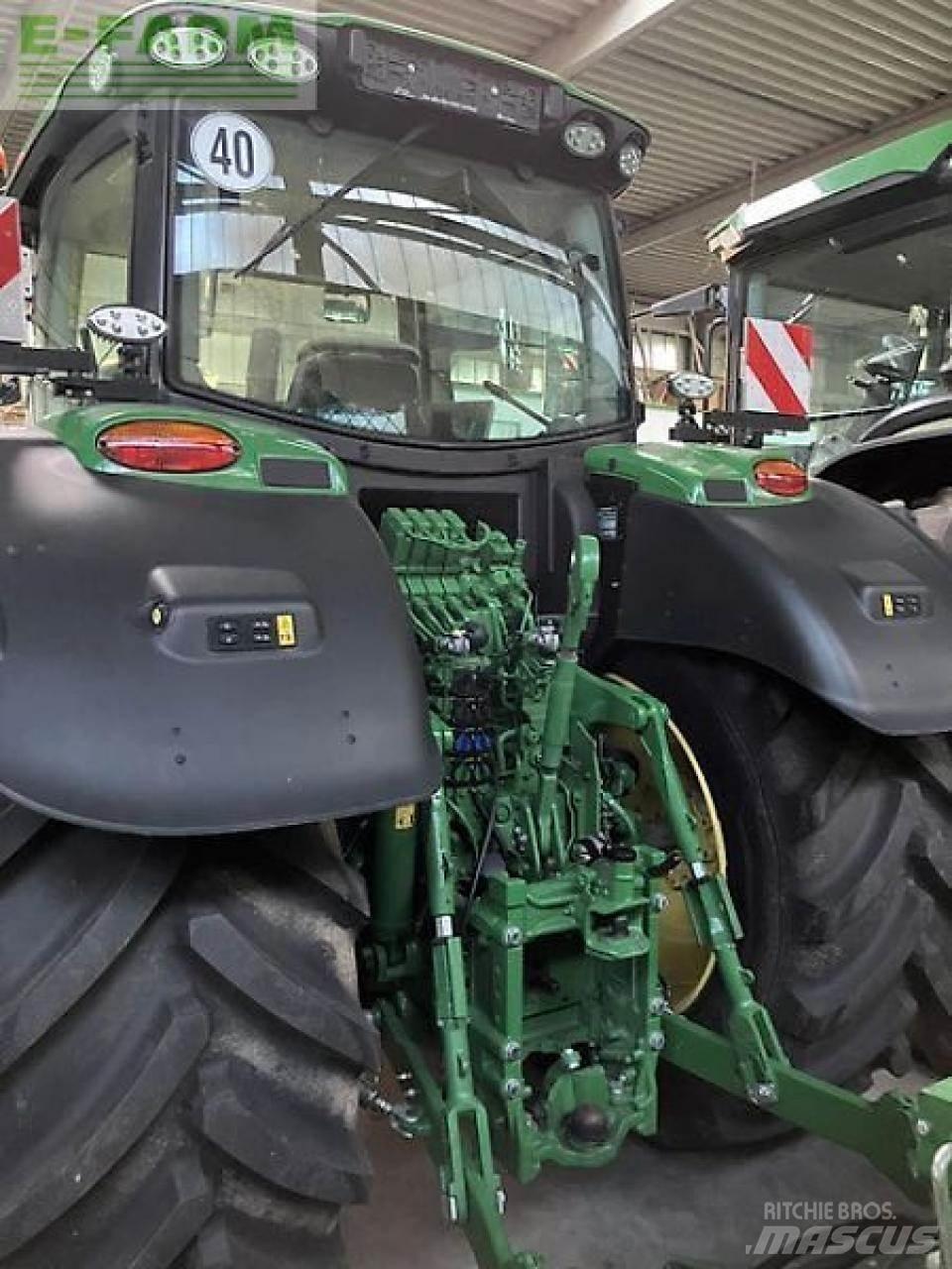 John Deere 6r 215 Traktory