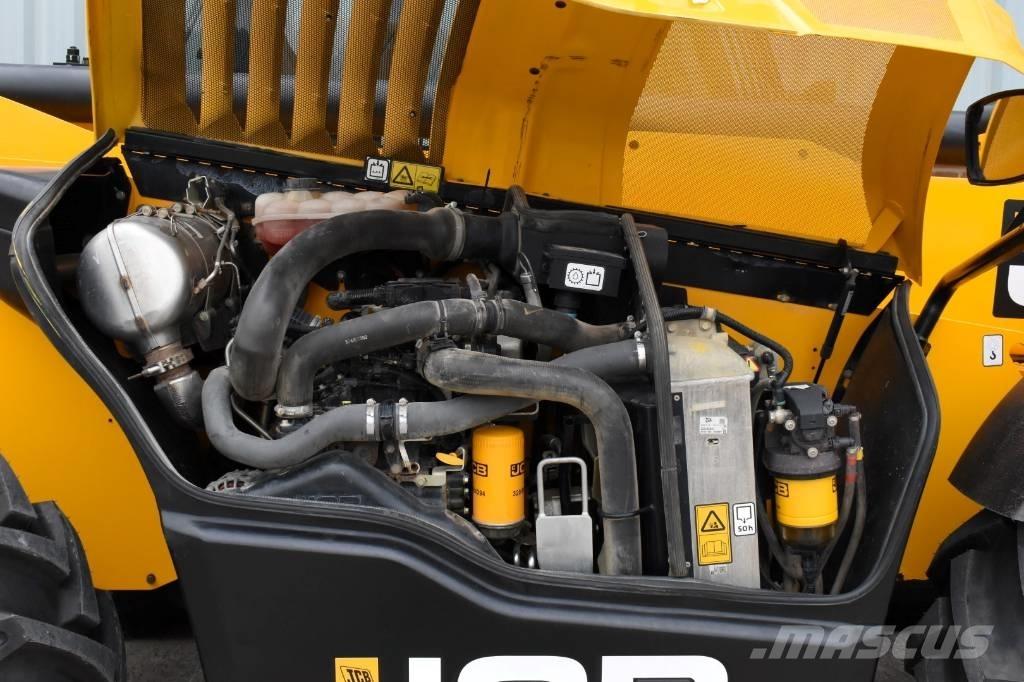 JCB 540-140 Teleskopické manipulátory